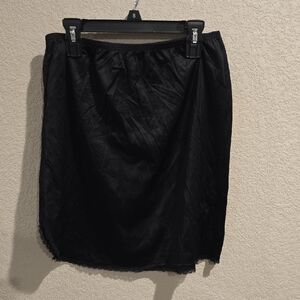 Vintage Vanity Fair Black Nylon Tricot Half Slip – Lace Trim – Size Medium/18